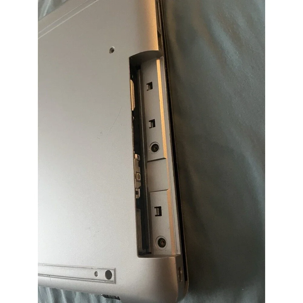 HP 17-BY0035cl 17.3” Parts Only